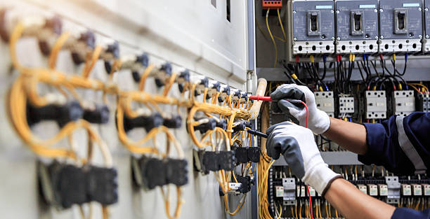 Professional Electrician technician working in Lakeside, TX